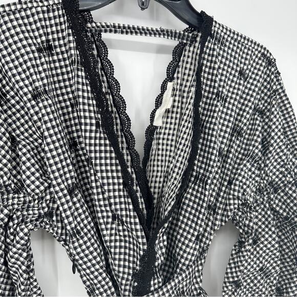 SALE!!!Jonathan Simkhai Black White Checkered  Wrap Blouse Size 4 - Picture 5 of 8